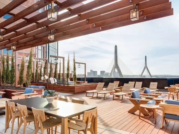 100 Lovejoy Wharf Unit 5L, Boston, MA 02114