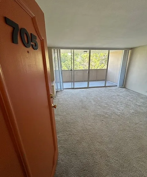 Residence at Governors Park — Photo 33