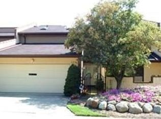 1776 Brookwood Dr, Akron, OH 44313