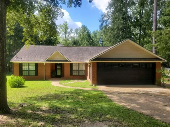 115 Eagles Landing Dr, Thomasville, GA 31792