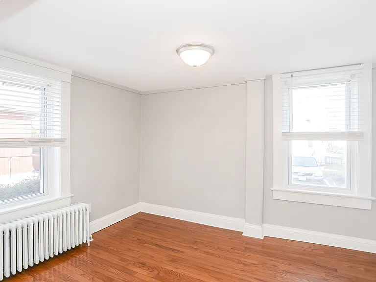 39 Bourne St #1 — Photo 21