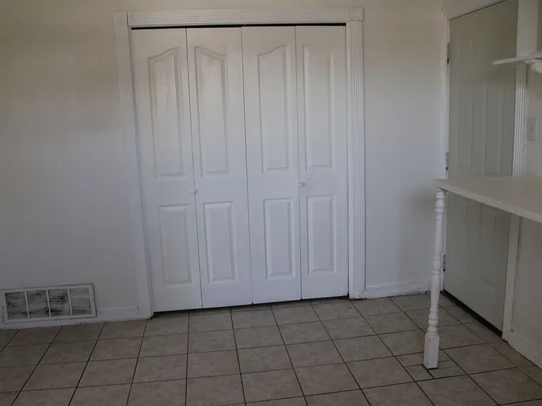 11980 Royal Woods Dr — Photo 7