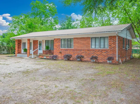 355 W 1st Ave, Crestview, FL 32536