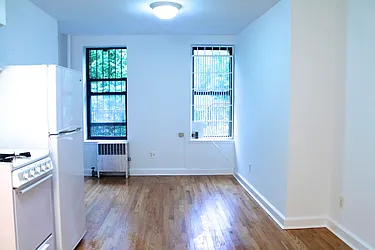 Rented by Urban Real Estate Inc