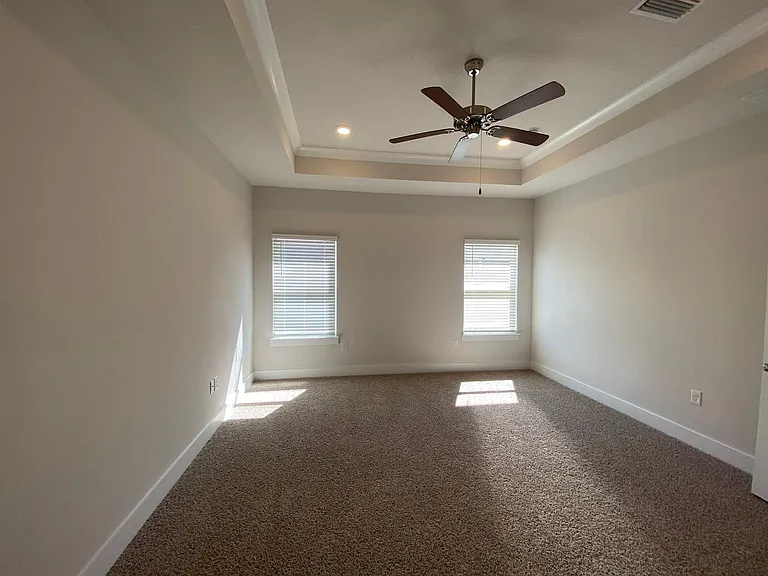 3398 Southwind Dr — Photo 17
