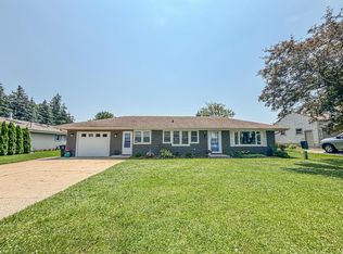 26727 Denoon Rd, Wind Lake, WI 53185