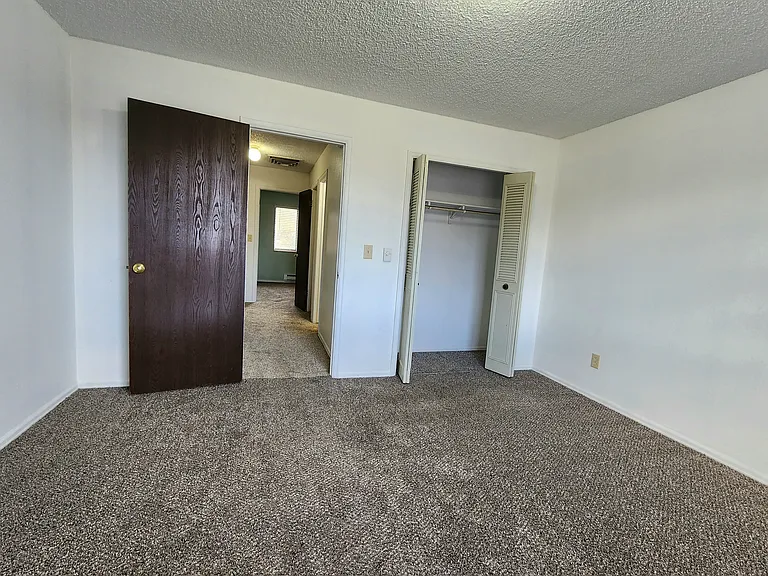 59 Castle Royal Dr — Photo 13