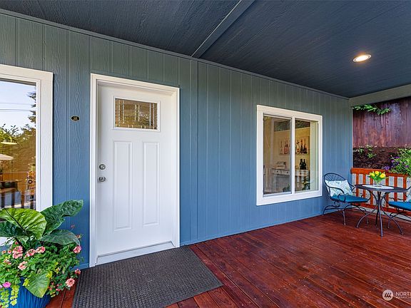 2nd image of 6551 NE Pine Street