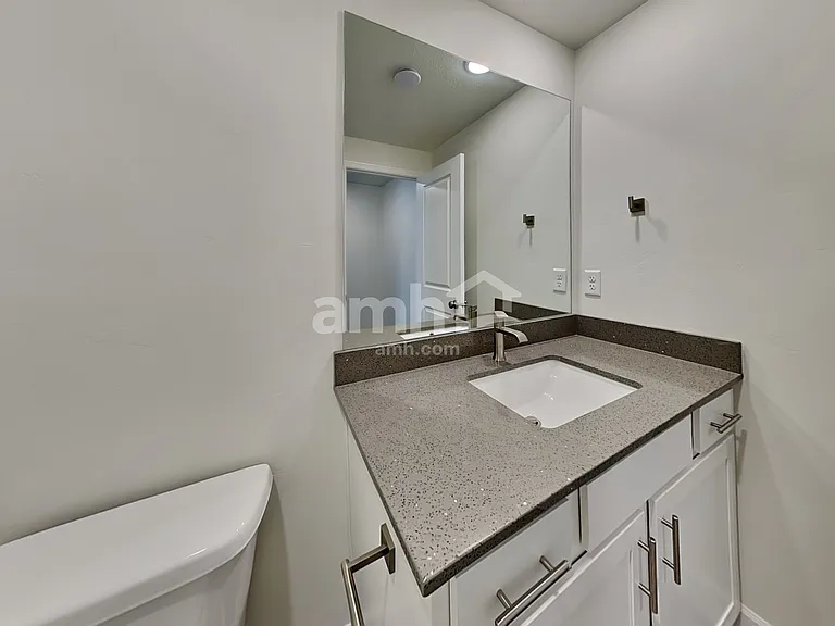 11016 S Trocadero Ave — Photo 19