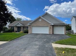 2928 Lark Rise, Rockford, IL 61114