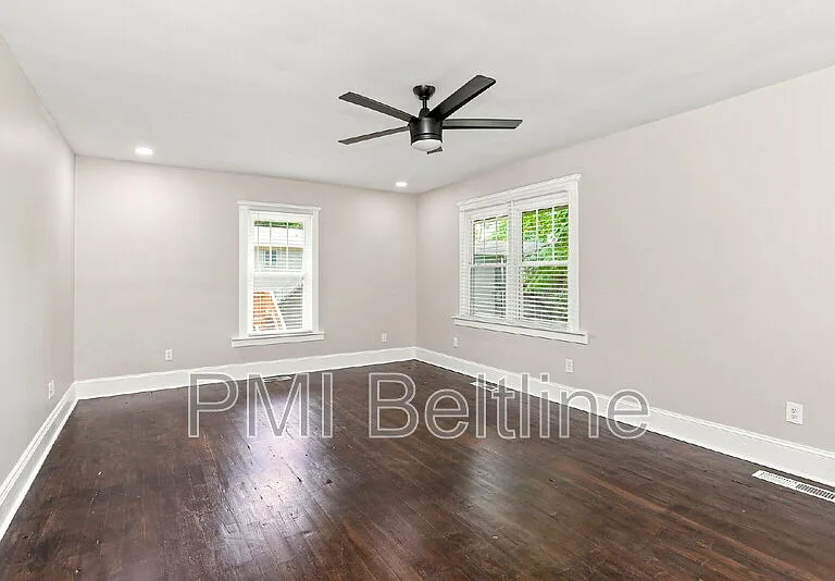 1164 Sells Ave SW — Photo 19