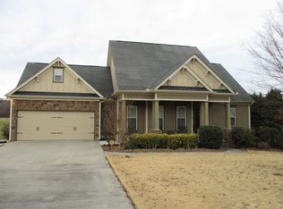 268 Riverboat Dr SW, Adairsville, GA