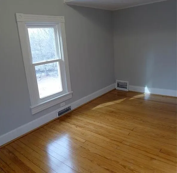 538 Florida Ave — Photo 15