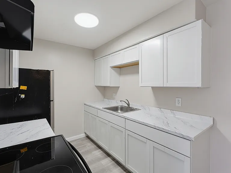 19087 Bentler St #1 — Photo 4