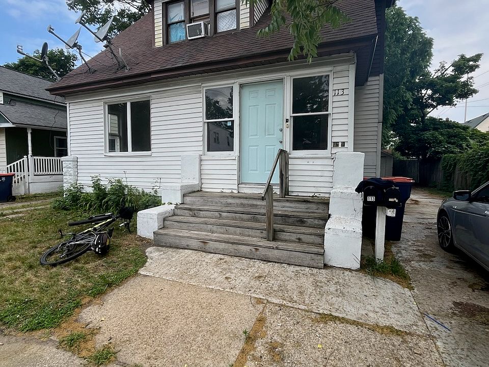 1st image of 113 W 16th St #1