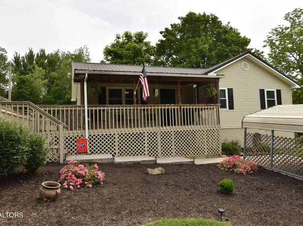 308 21st St N, La Follette, TN 37766