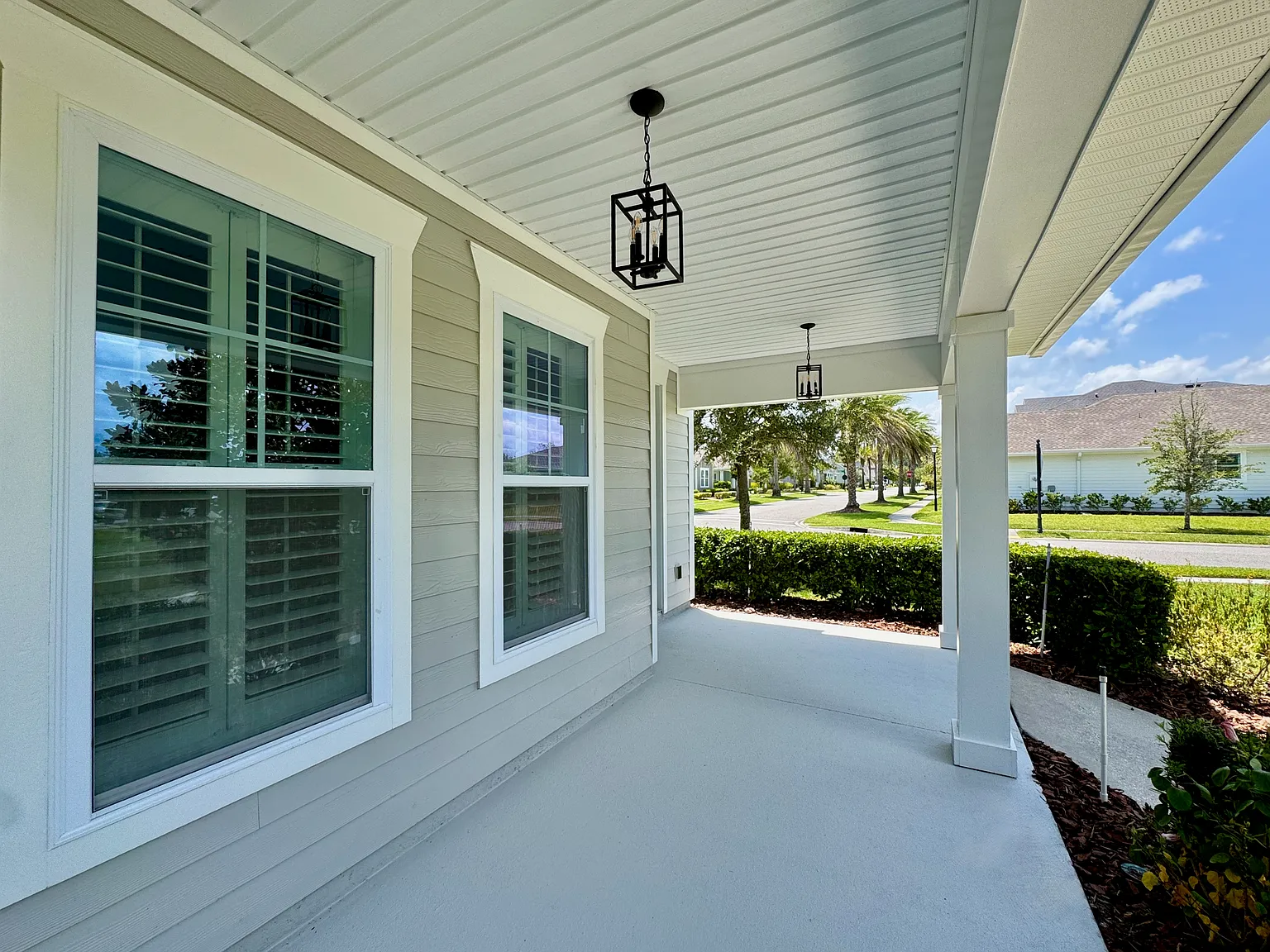 3 bed, 2.5 bath, 2246 sqft, $4,100 — Photo 2