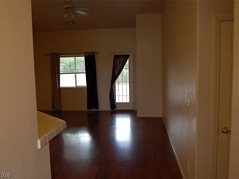 1791 Sycamore Ave #B — Photo 3