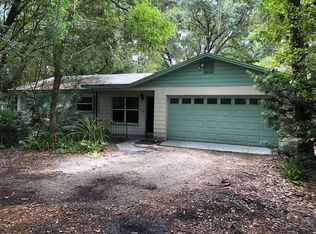 6103 Lakeside Dr, Lutz, FL 33558