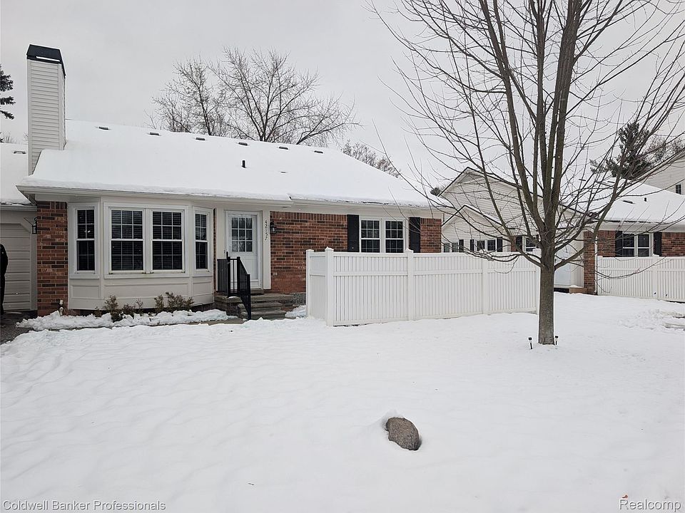 1st image of 42157 Old Pond Cir