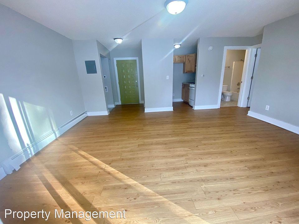 1st image of 4711 S Union St #101