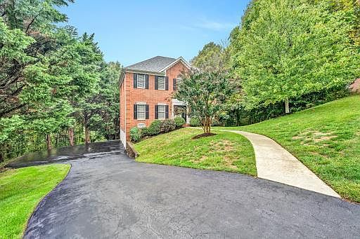 4th image of 7544 Autumn Park Dr