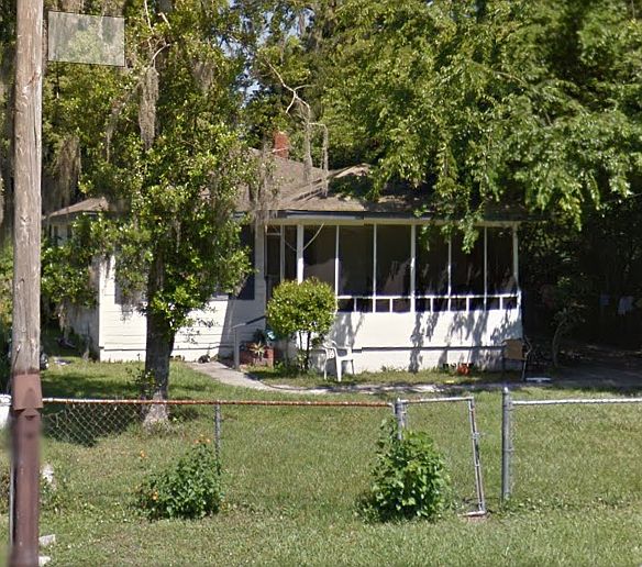 1st image of 8024 Oakwood St