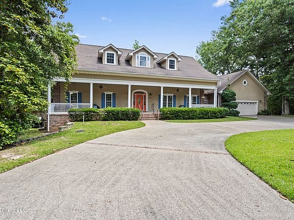 2nd image of 2100 Bacot Dr
