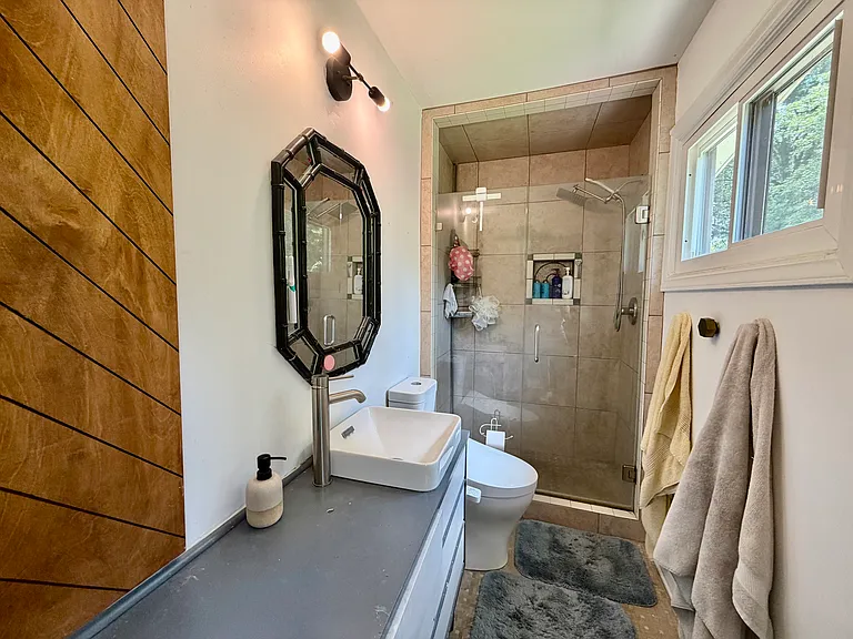 1824 Tamworth Dr — Photo 25