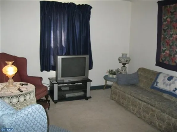1421 Fayette Ave, Reading, PA 19607