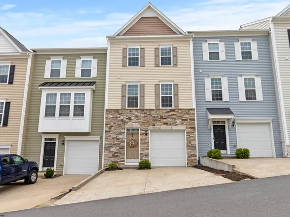 119 Inlet St, Morgantown, WV 26508