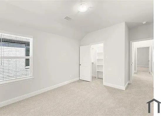 2138 Rhodora Ave — Photo 9