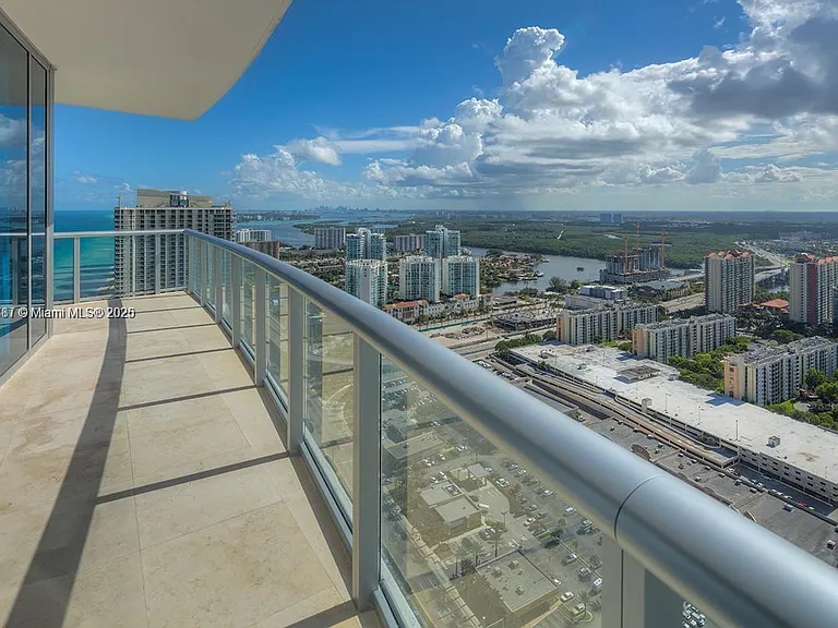 17001 Collins Ave #4301 — Photo 7