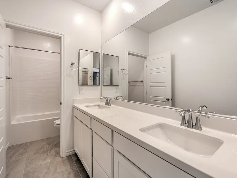 4445 Panoramic View Ave — Photo 29