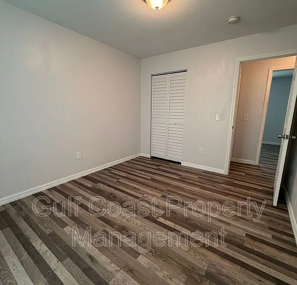 1801 S Palmdale Ct — Photo 28