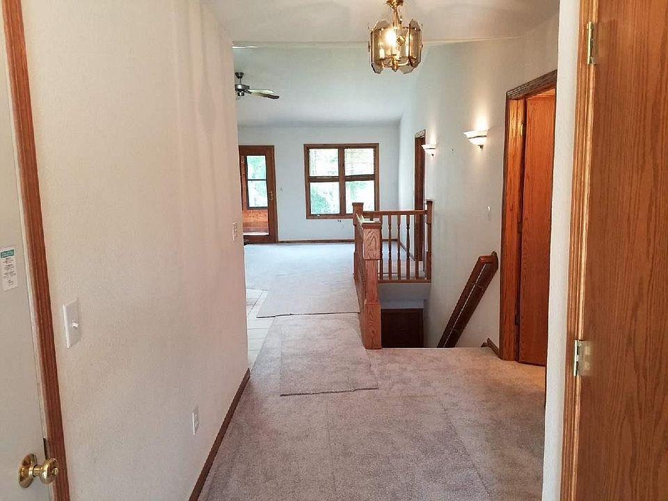 803 Shadow Bluff Dr, Galena, IL 61036 Zillow