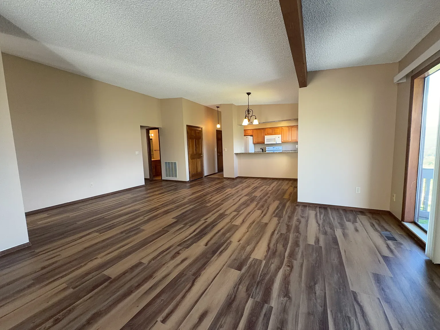 942 Fontmore Road #D — Photo 3