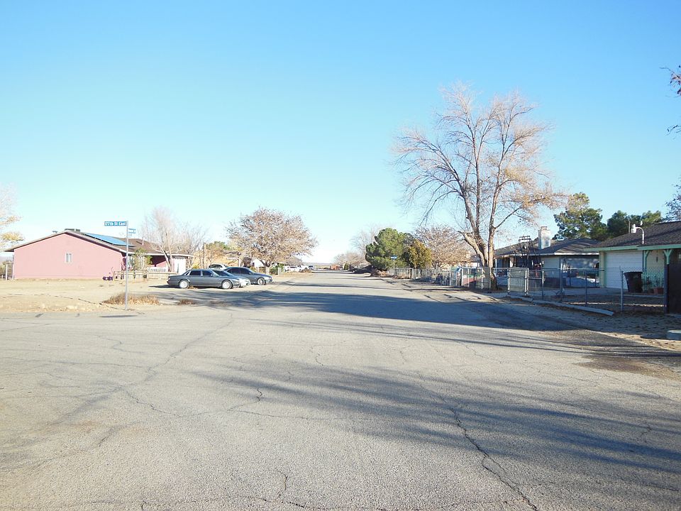 2nd image of 17724 Newmont Ave