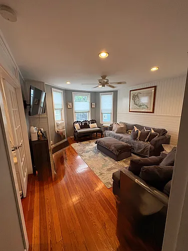 759 E 7th St #3 Photo 1