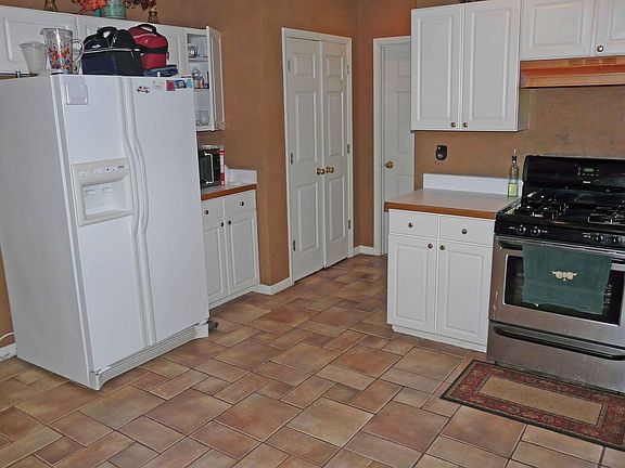 3rd image of 3257 Pomarine Ln