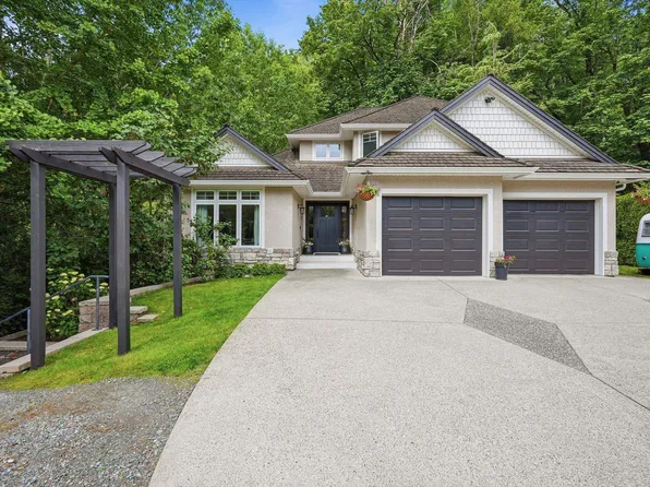 35787 Graystone Dr, Abbotsford, BC V3G 1K7