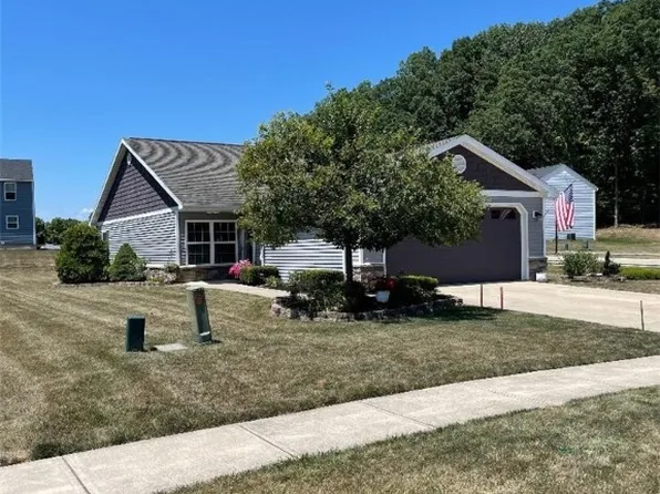 725 Whisper Creek Ln, Lodi, OH 44254