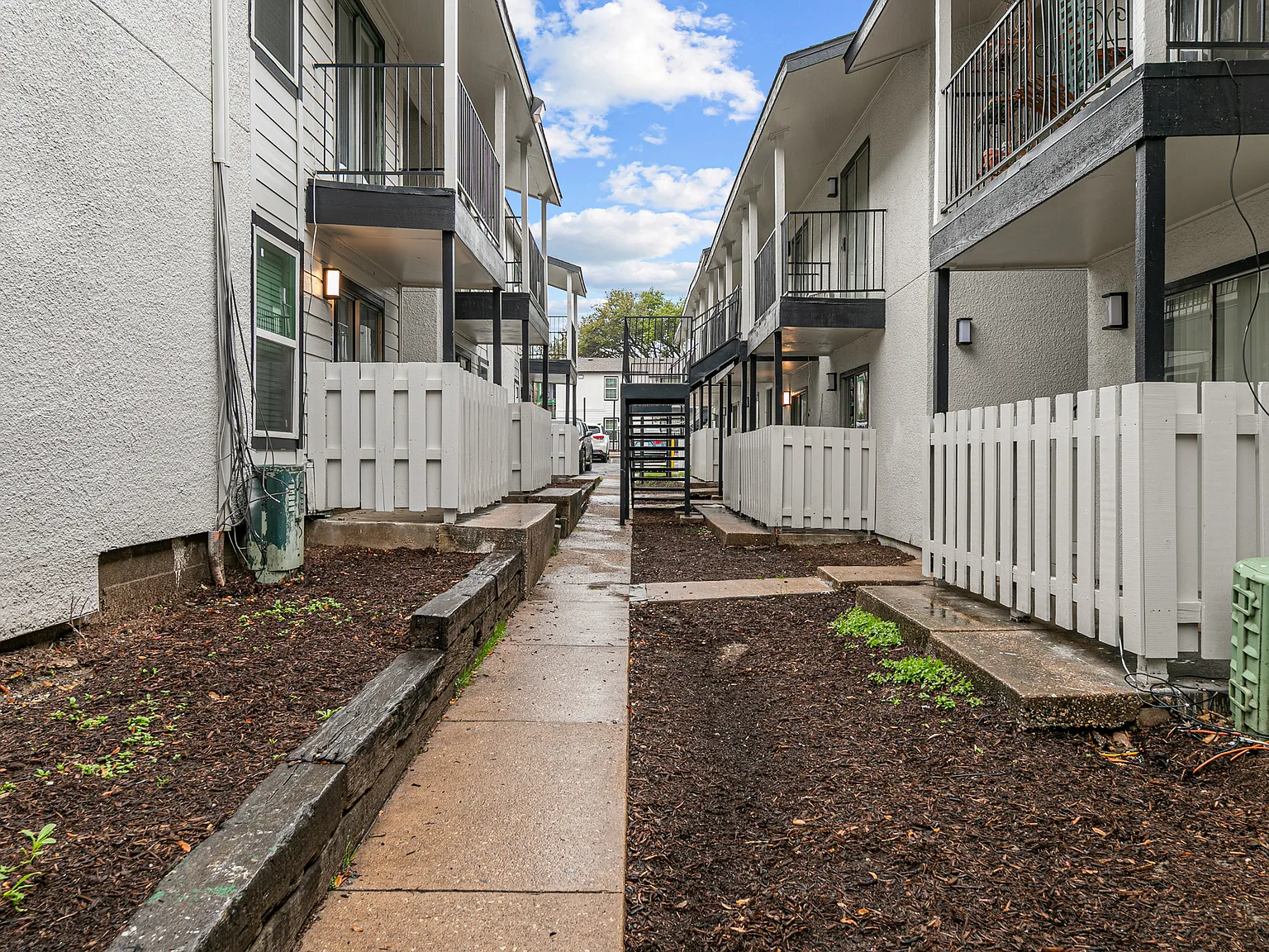 Winding Way Apartments — Photo 3