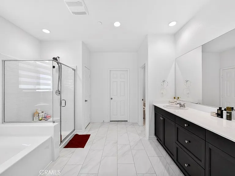 9521 Venetian Way — Photo 34