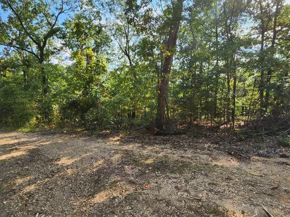 249 Oakidge Rd, Bourbon, MO 65441