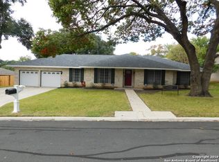 5915 Windhaven Dr, Windcrest, TX 78239