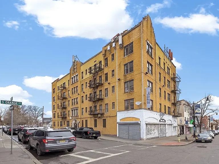 1004 S Orange Ave #1 — Photo 3