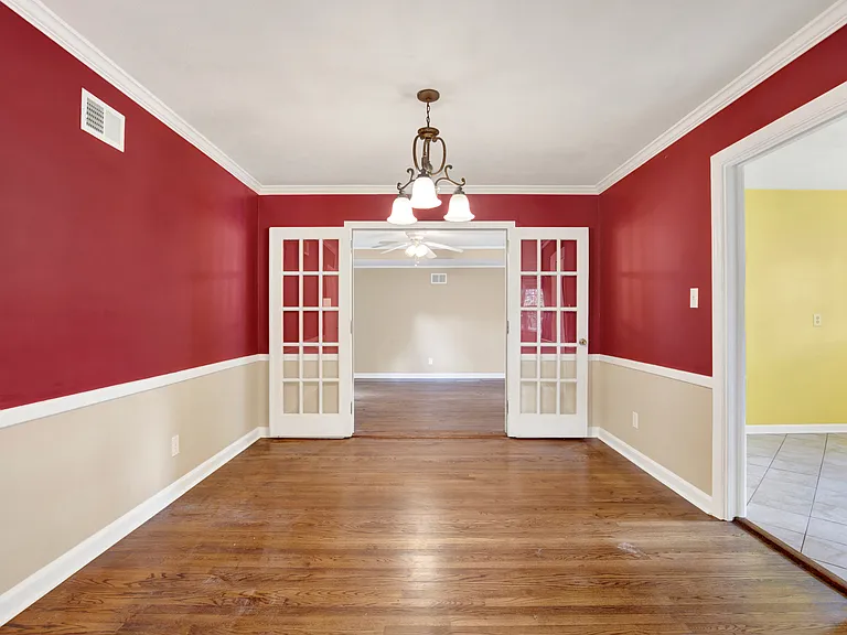 331 Oxford Dr — Photo 20
