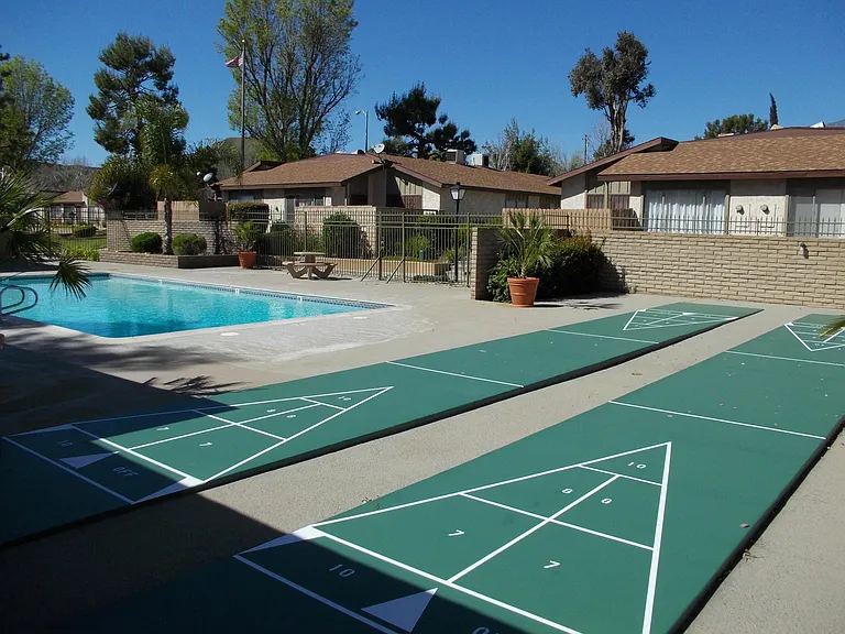1272 Vista Serena Ave — Photo 5