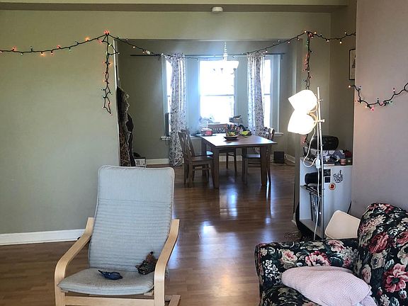 5th image of 6023 Waterman Blvd APT 2E